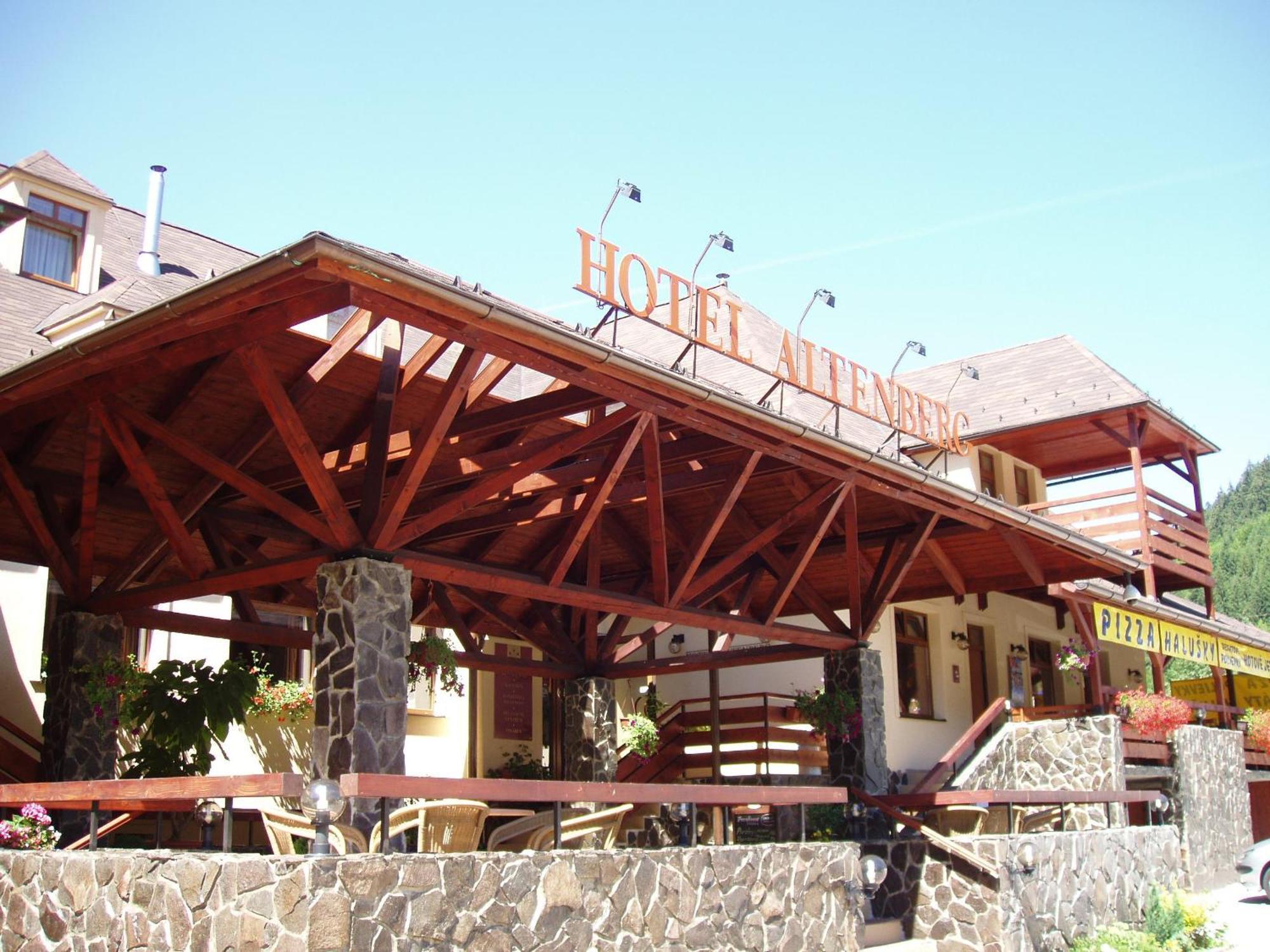 Hotel Altenberg Stare Hory Exterior photo